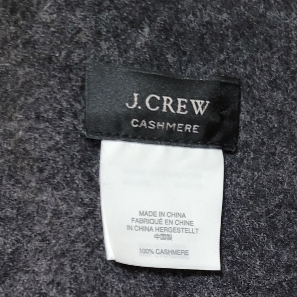 J. Crew Cashmere Gray Men's Scarf - Picture 3 of 3